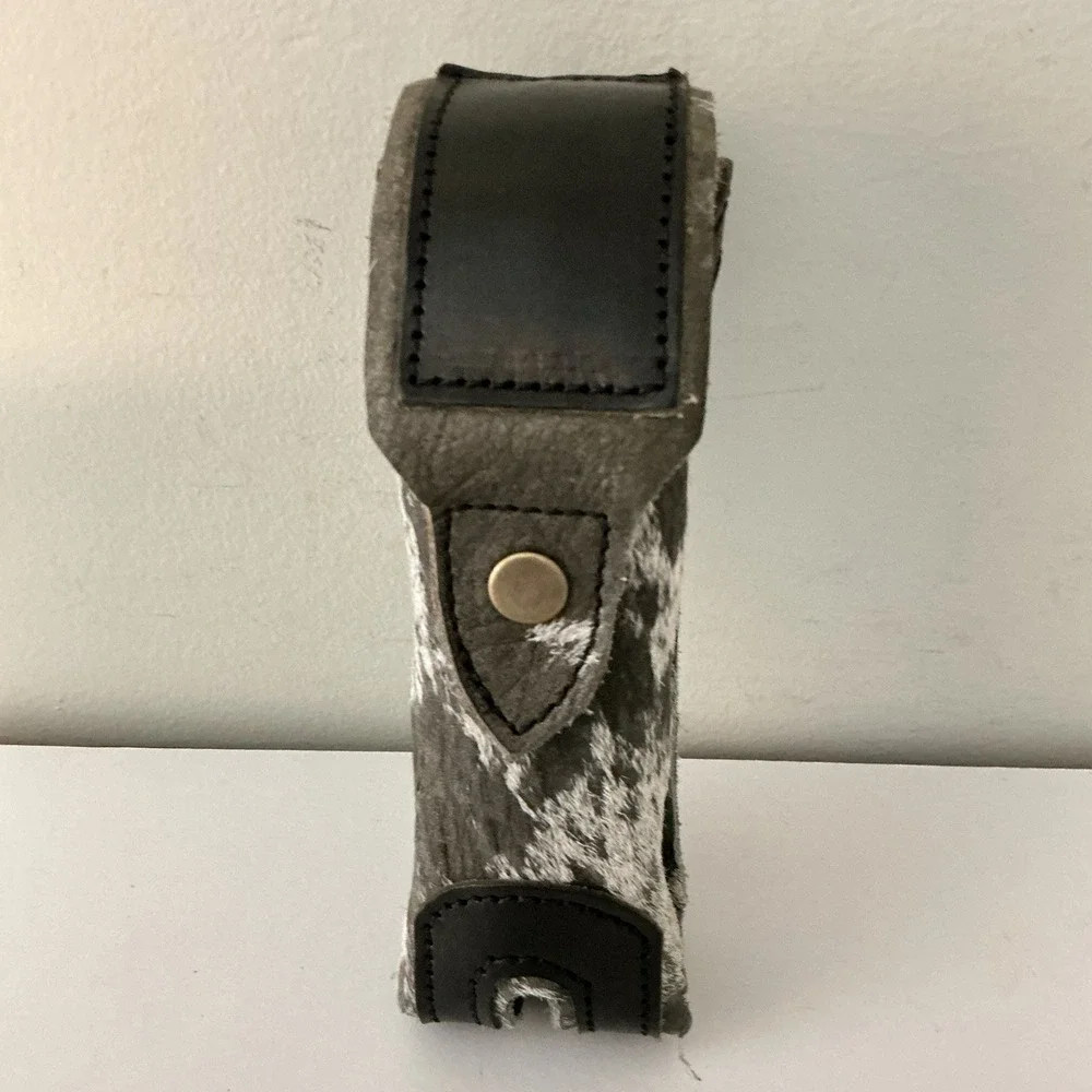 Hand Tooled Leather Cowhide Golf Ball Holder/Case